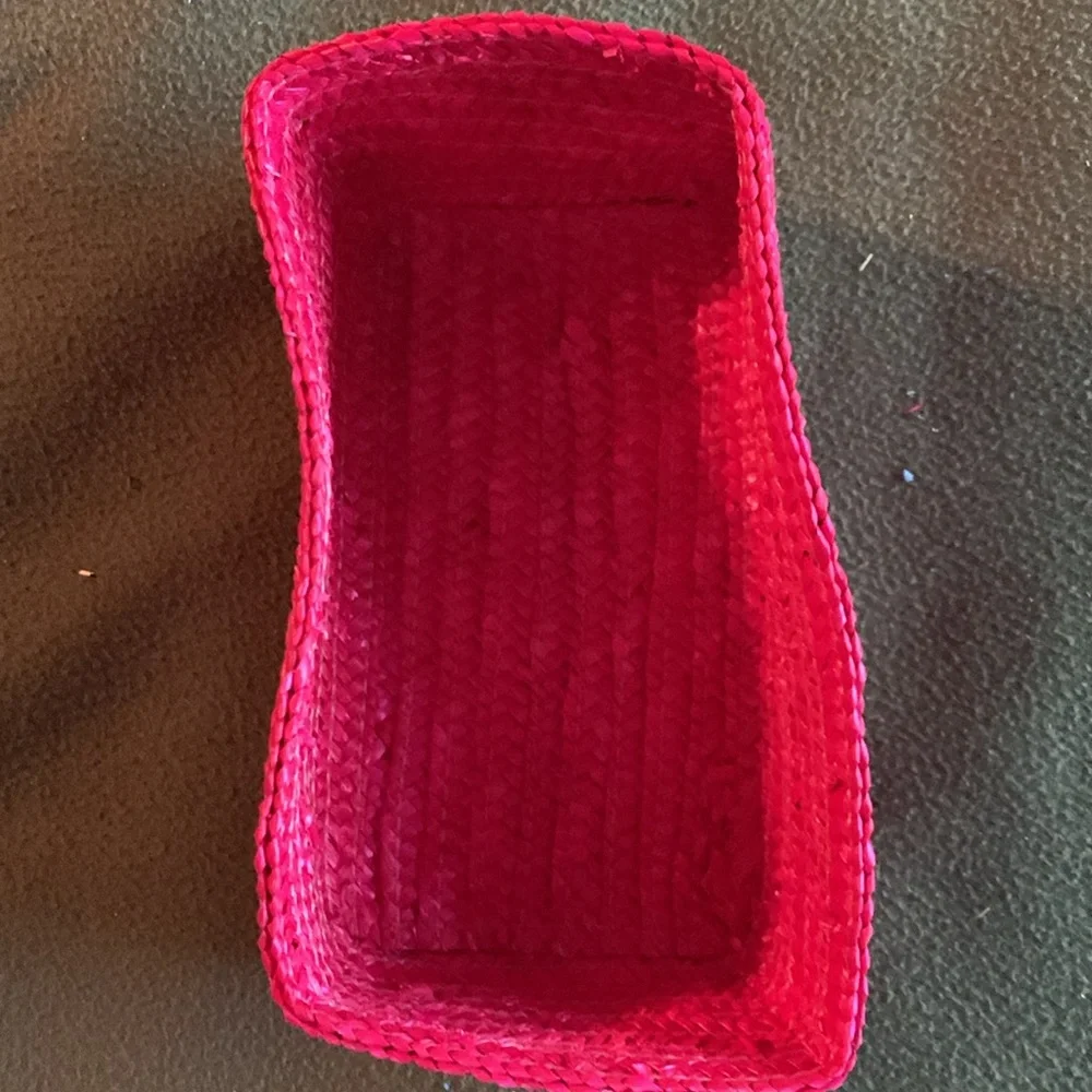 4 piece woven basket set. Large approx 15” x 9”.  Small approx 5” x 8 1/2” - Picture 6 of 10